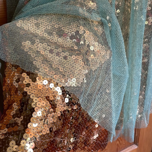 Long, gold sequin dress with teal overlay - Picture 3 of 7